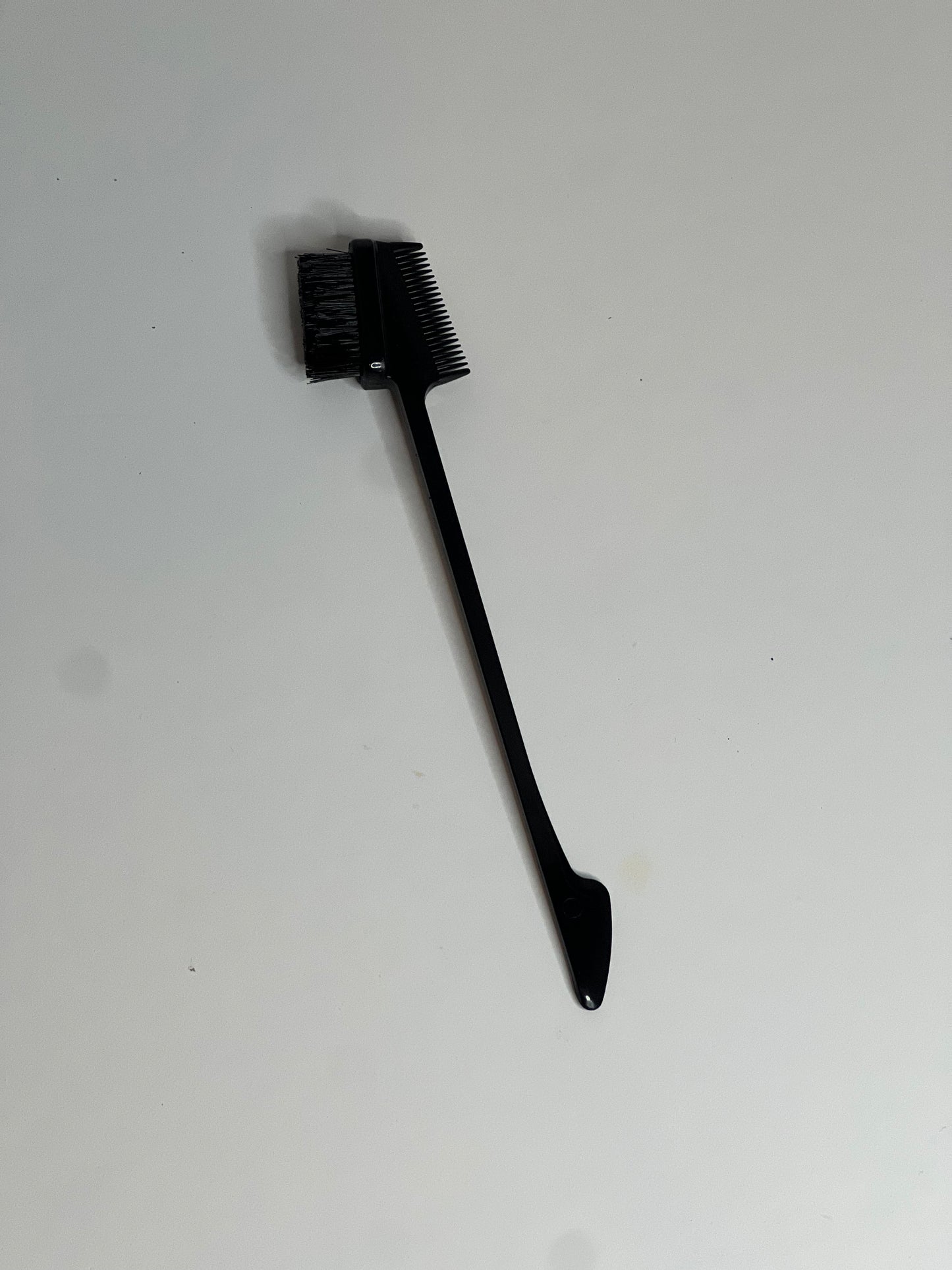 Edge brush